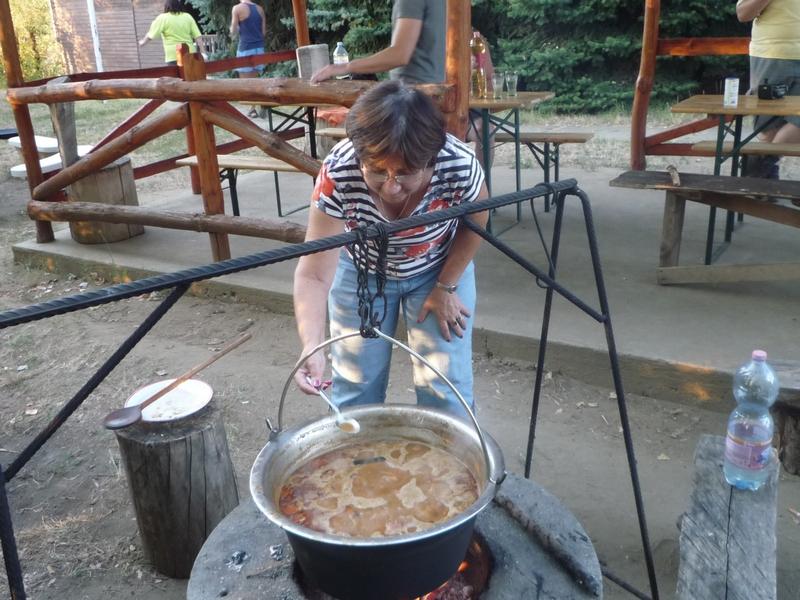 Bográcsozás