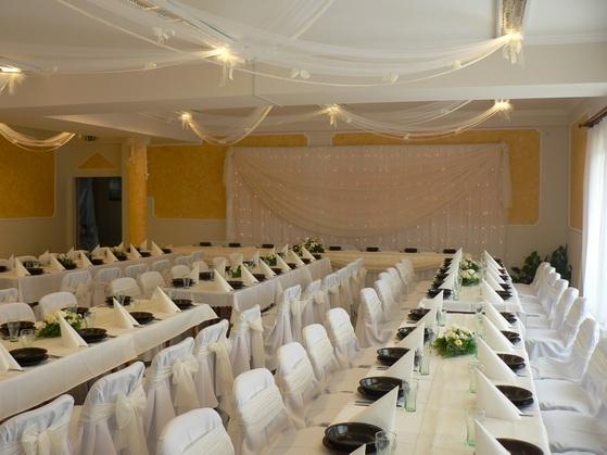 Bankett- és konferenciaterem — Pintér Tanya Panzió